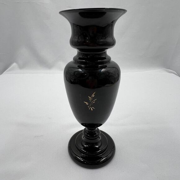 Vintage Black Glass Vase, Victorian era style handpainted floral decor - Picture 4 of 7